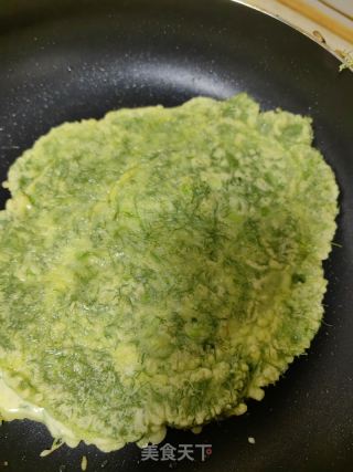 霍香煎饼的做法步骤：4