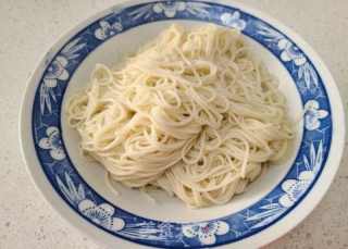 香葱肉沫捞面条的做法步骤：11
