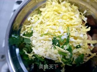 油渣虾皮拌白菜的做法步骤：6