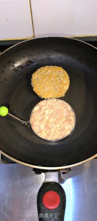香煎鸡肉饼的做法步骤：8