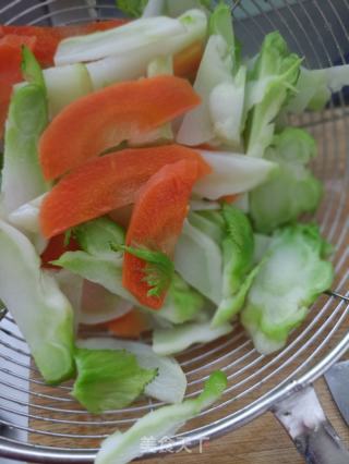 广式腊肠炒儿菜的做法步骤：7