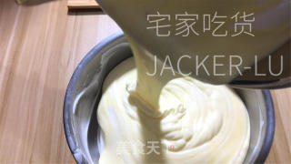 桂花蜜古早蛋糕，烤的时候满屋桂花香气和奶香味，超级诱人。的做法步骤：15