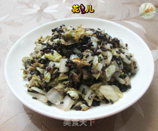 鸡蛋大白菜炒黑米饭