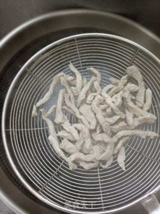 精肉拌西芹的做法步骤：9