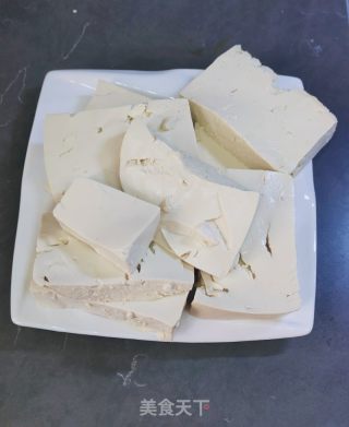 清炖豆腐的做法步骤：1