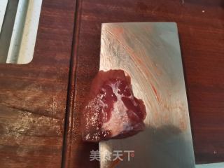 猪腰炒辣椒的做法步骤：3