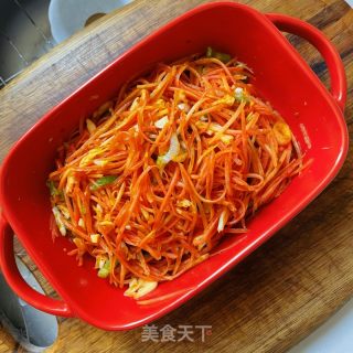 凉拌红萝卜丝的做法步骤：8