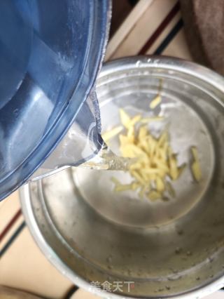 姜红茶的做法步骤：4