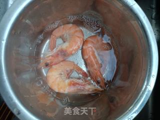 三色萝卜拌鲜虾的做法步骤：9
