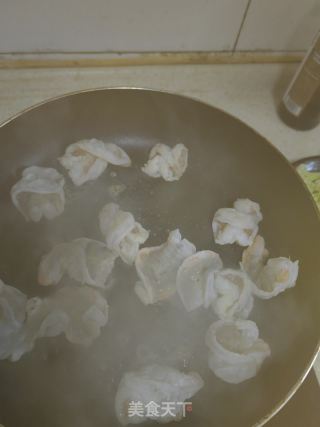虾肉炒花菜的做法步骤：6