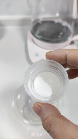 鸡蛋松花肠的做法步骤：5