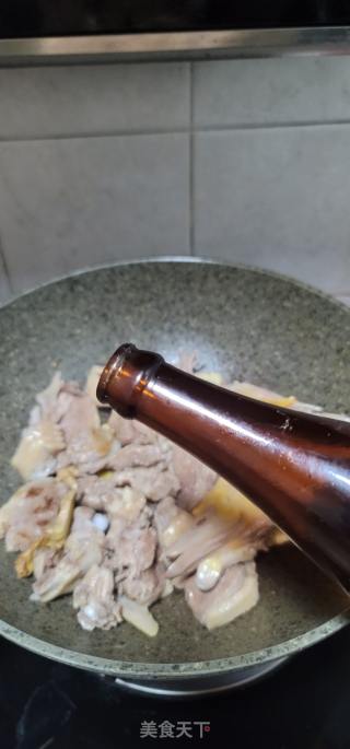 老姜黑芝麻油焖鸭肉的做法步骤：8