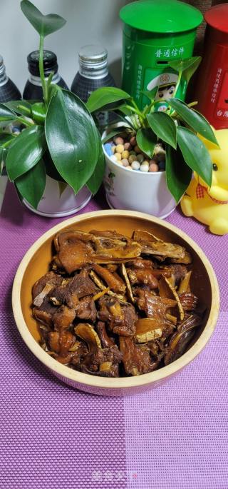 老姜黑芝麻油焖鸭肉的做法步骤：15