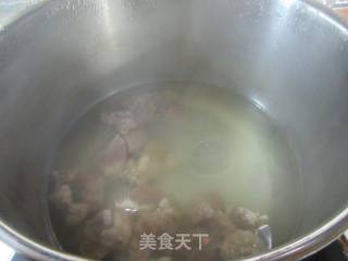 鹌鹑蛋百叶结牛腩煲的做法步骤：6