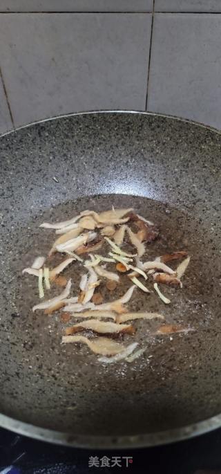 鳗鱼丸香菇生菜汤的做法步骤：5