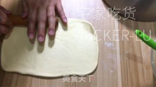 奶酥吐司，绵软拉丝口感如云朵一般，甜蜜奶酥，让整体风味更上一层。的做法步骤：16