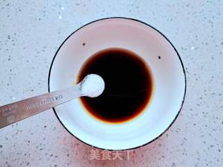 青椒焖虾的做法步骤：4