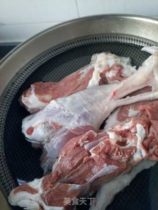 清炖羊腿的做法步骤：3