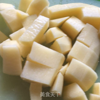 小油菜土豆焖五花肉的做法步骤：9