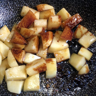 小油菜土豆焖五花肉的做法步骤：14