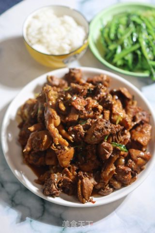 鲜蘑菇红烧鸡肉的做法