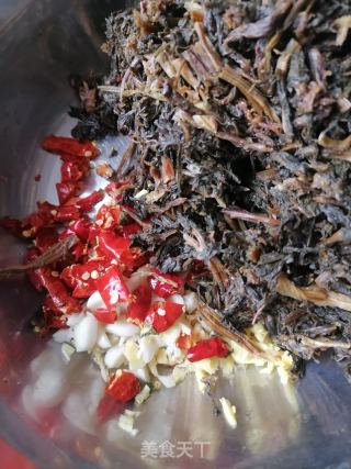 梅菜扣肉的做法步骤：6