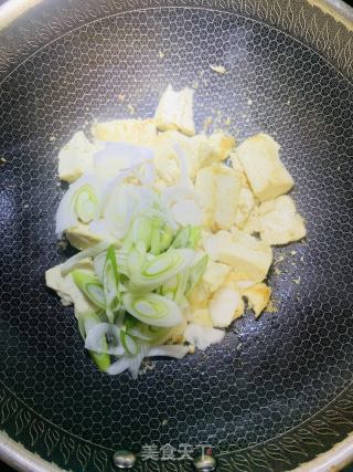大葱烧豆腐的做法步骤：6