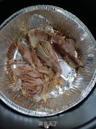 苏子叶卷烤羊腿的做法步骤：6