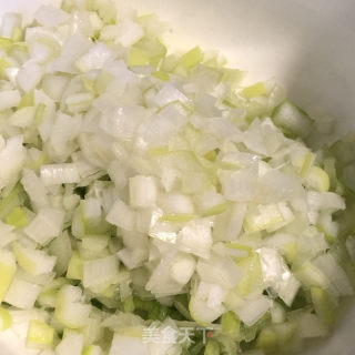 白萝卜鸡蛋水饺的做法步骤：9