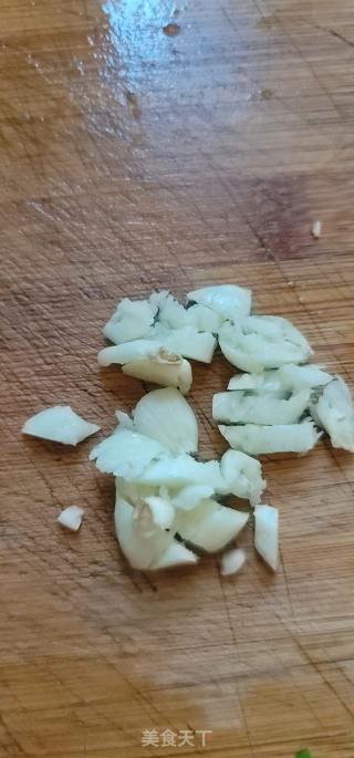 韭菜炒黄豆芽的做法步骤：4
