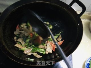 青蒜炒肉片的做法步骤：5
