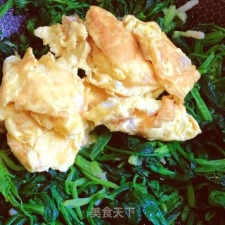 菠菜炒鸡蛋的做法步骤：8
