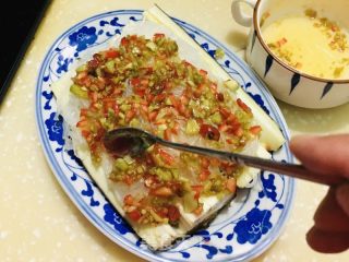 蒜蓉辣酱蒸茄子粉丝的做法步骤：5