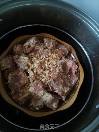 蒜蓉豆豉排骨的做法步骤：11