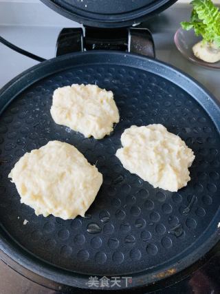 奶香红薯饼的做法步骤：4