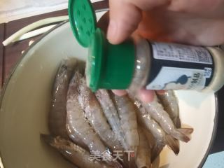 干煎虾的做法步骤：4