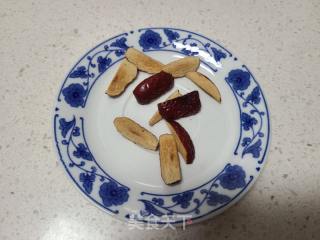 枸杞红枣鸡蛋汤的做法步骤：2