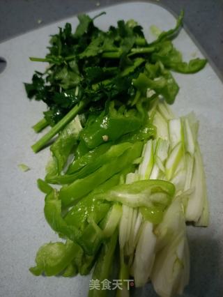 老虎菜拌羊肉的做法步骤：3
