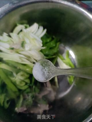 老虎菜拌羊肉的做法步骤：5