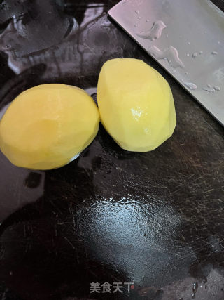 番茄土豆排骨汤的做法步骤：2