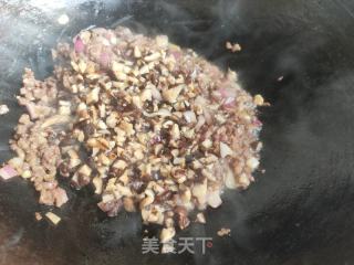 香菇牛肉酱的做法步骤：9