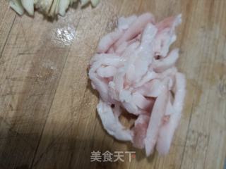 肉丝炒薄皮椒的做法步骤：4