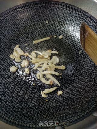 肉丝炒薄皮椒的做法步骤：9
