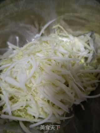白菜粉皮拌鸡的做法步骤：2