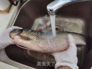 家庭版烤鱼的做法步骤：1