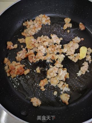 肉末炒白菜的做法步骤：3