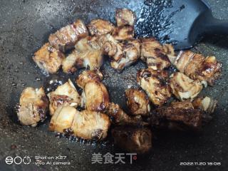 排骨烧鸡蛋的做法步骤：3