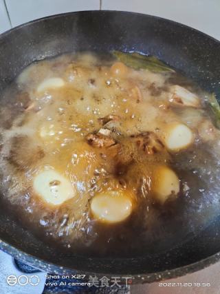 排骨烧鸡蛋的做法步骤：4