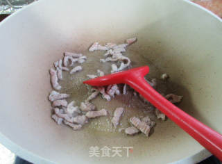 椒肉丝炒黄豆芽的做法步骤：3