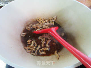 椒肉丝炒黄豆芽的做法步骤：6
